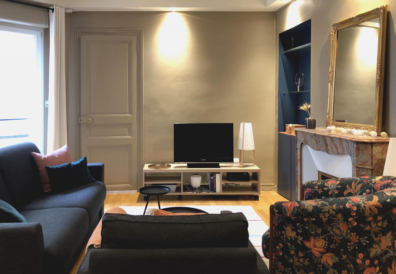 Apartamento en París - Rue du Fbg Saint Honoré - Paris 8 - 208064