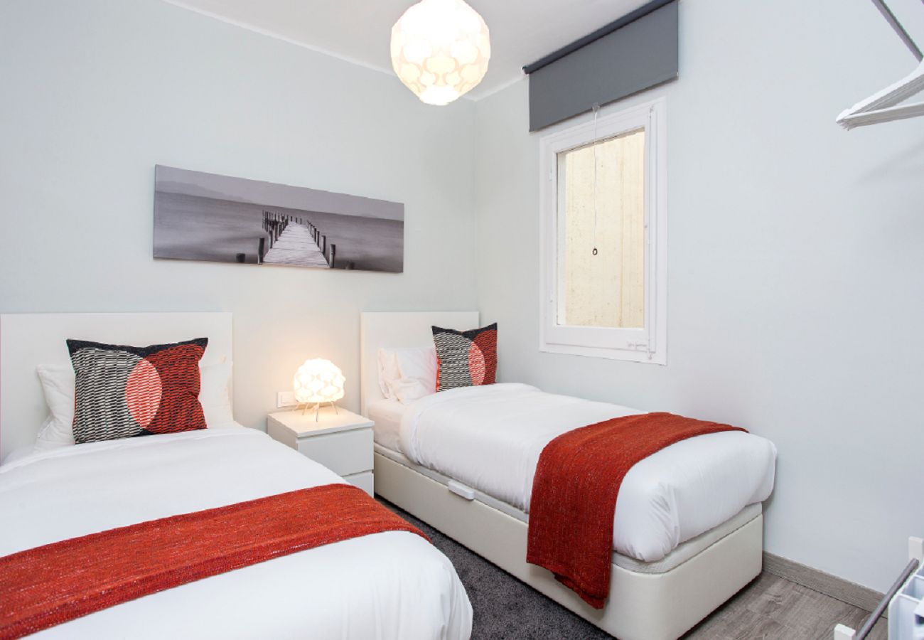 Apartamento en Hospitalet de Llobregat - Apartments2be Marti & Julia MT